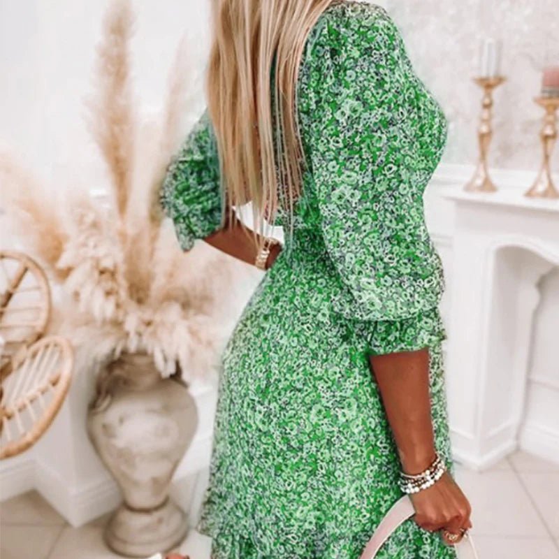 Sunna – Elegant Blommig Klänning