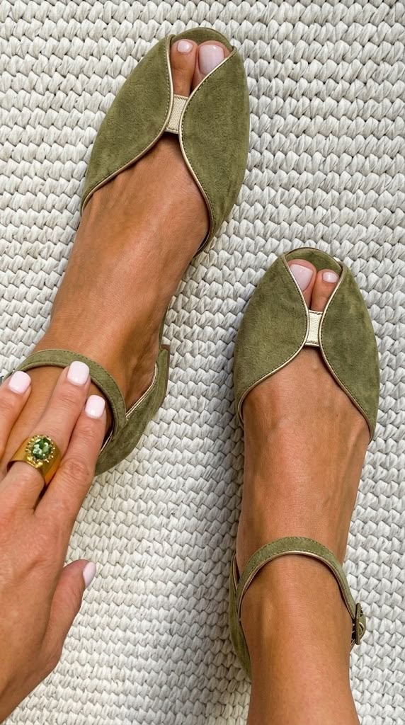 Olivia | Eleganta Salviagröna Sandaler
